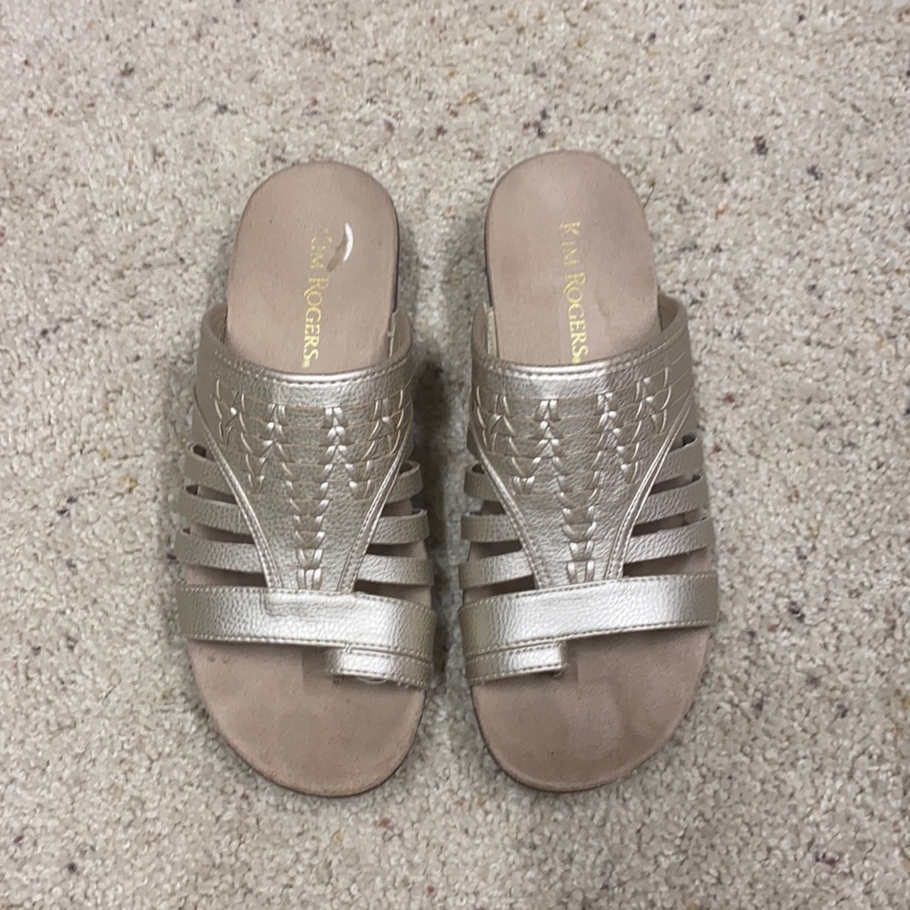 Gold Sandals in Excellent Condition